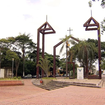 Roteiro de Viagem a Betim Roteiro de Viagem a Betim